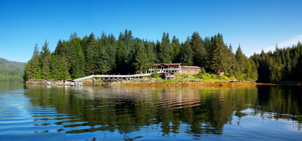 Yes Bay Lodge